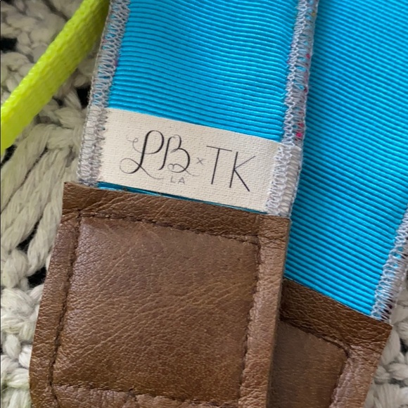 Camera strap - Picture 3 of 5